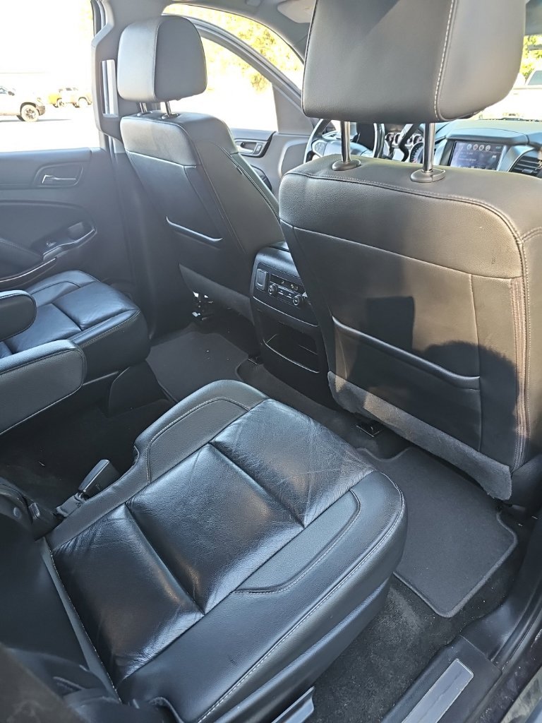 Used 2018 Gray Chevrolet LT image 28