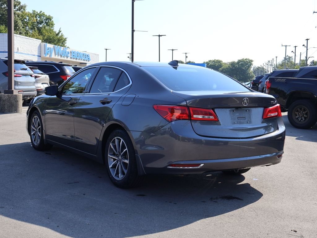 Used 2019  Acura 2.4L image 5