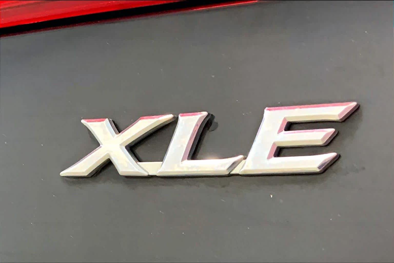 Used 2012 Attitude Black Metallic Toyota XLE image 9