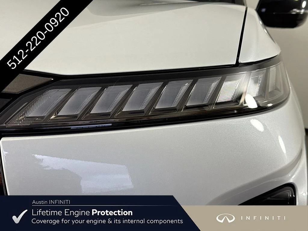 New 2027 2T RADIANT WHIT INFINITI SPORT image 41