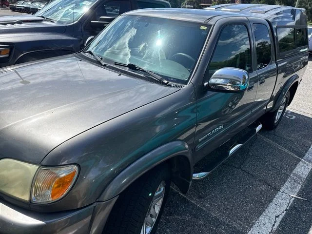 Used 2005 Gray Toyota SR5 image 1