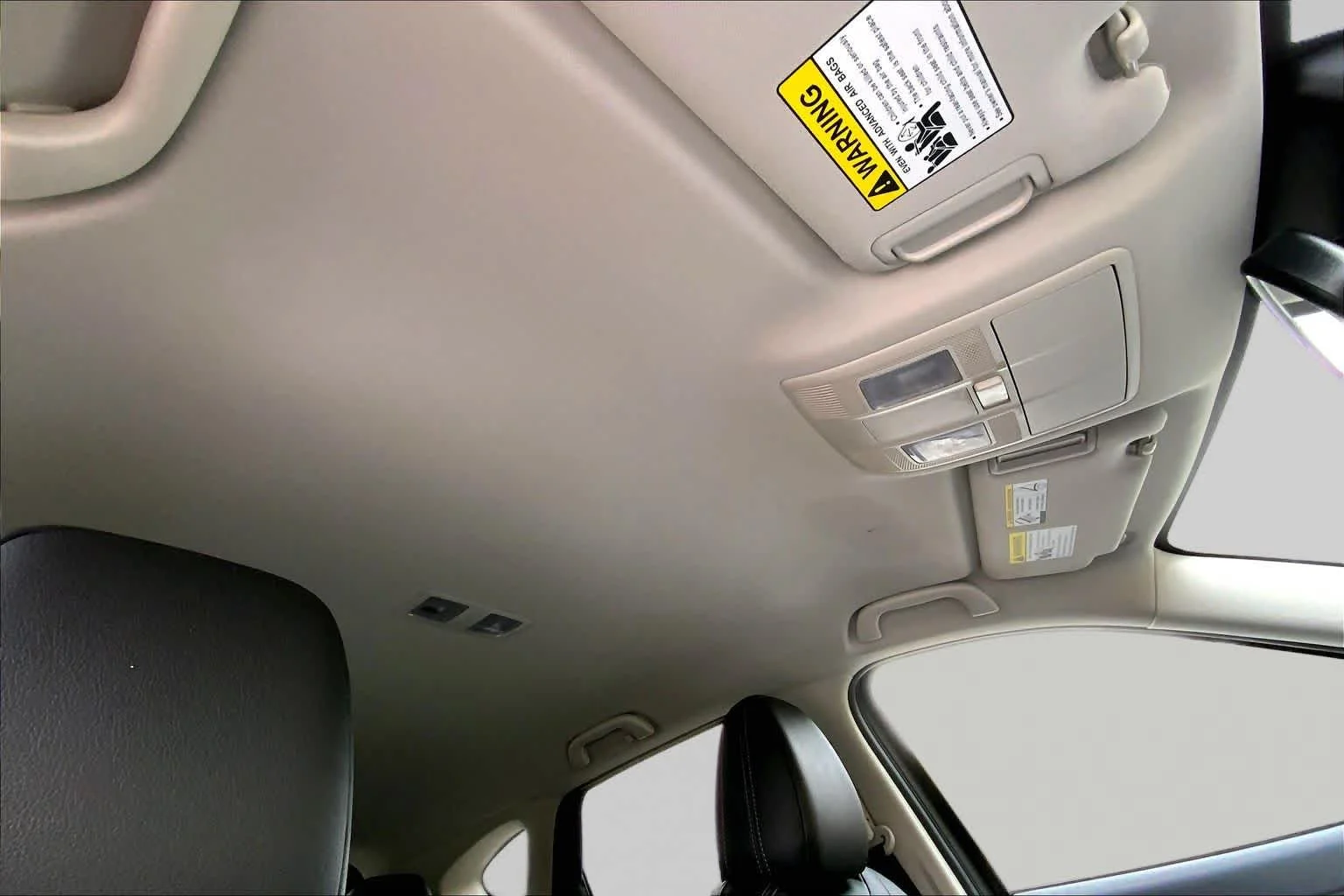 Certified Used 2025 Platinum Quartz Metallic Mazda 2.5 S Preferred Package image 14