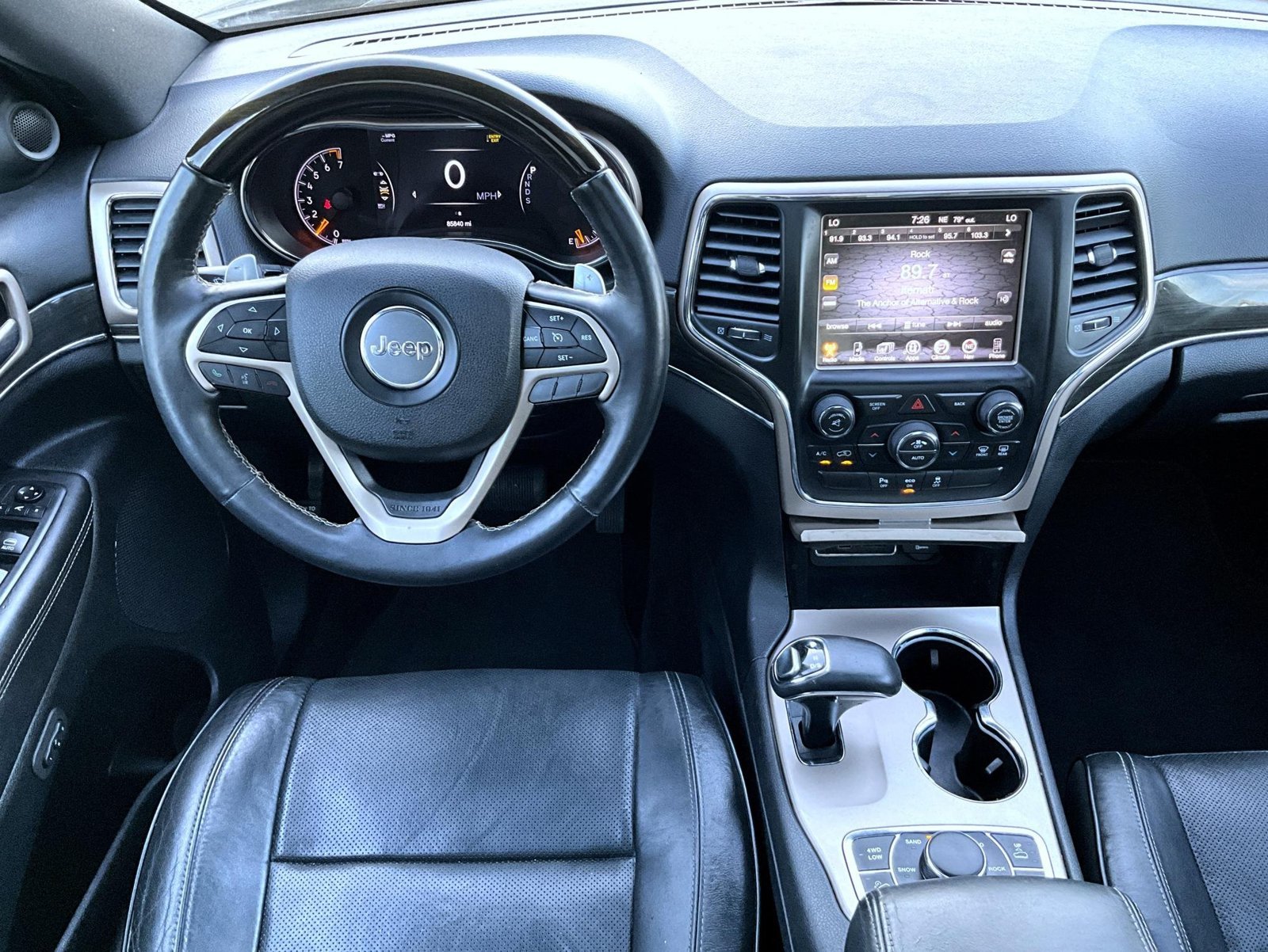 Used 2014 Black Jeep Overland image 13