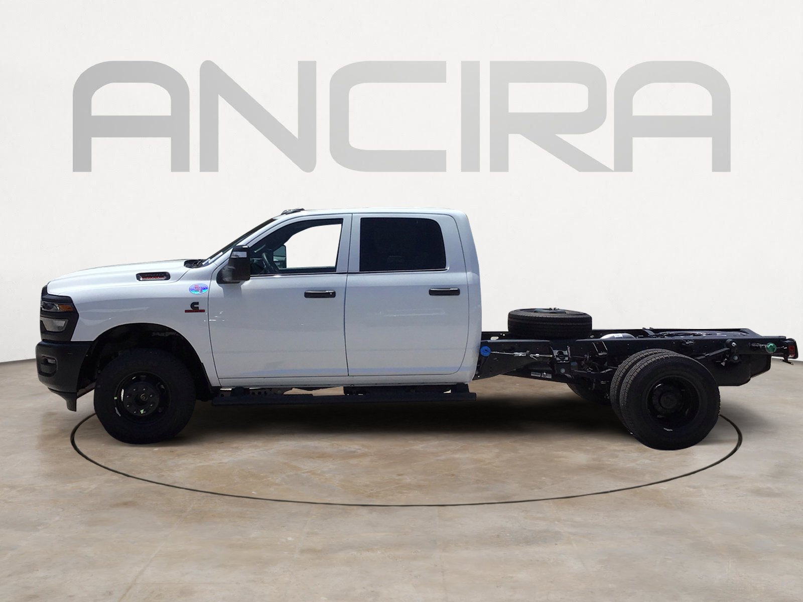 New 2026 Bright White Clearcoat RAM Tradesman image 7