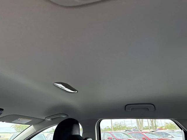 Used 2025 Red Kia LXS image 16