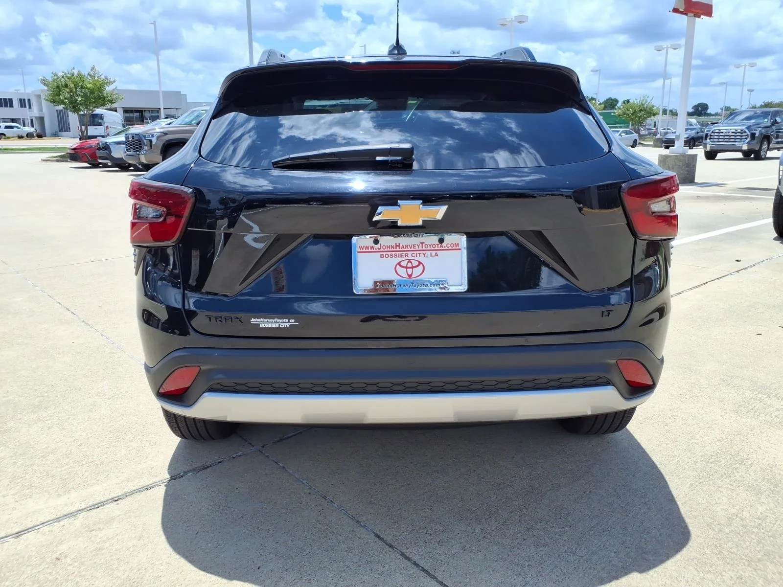 Used 2025 Mosaic Black Metallic Chevrolet LT image 3