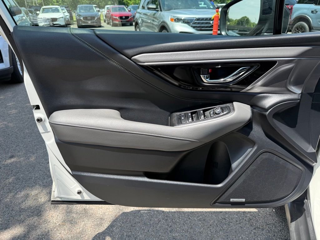 Used 2024 White Subaru Onyx Edition XT image 23