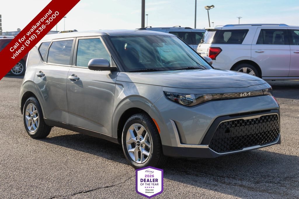2023 Kia Soul 2.0L LX IVT's photo