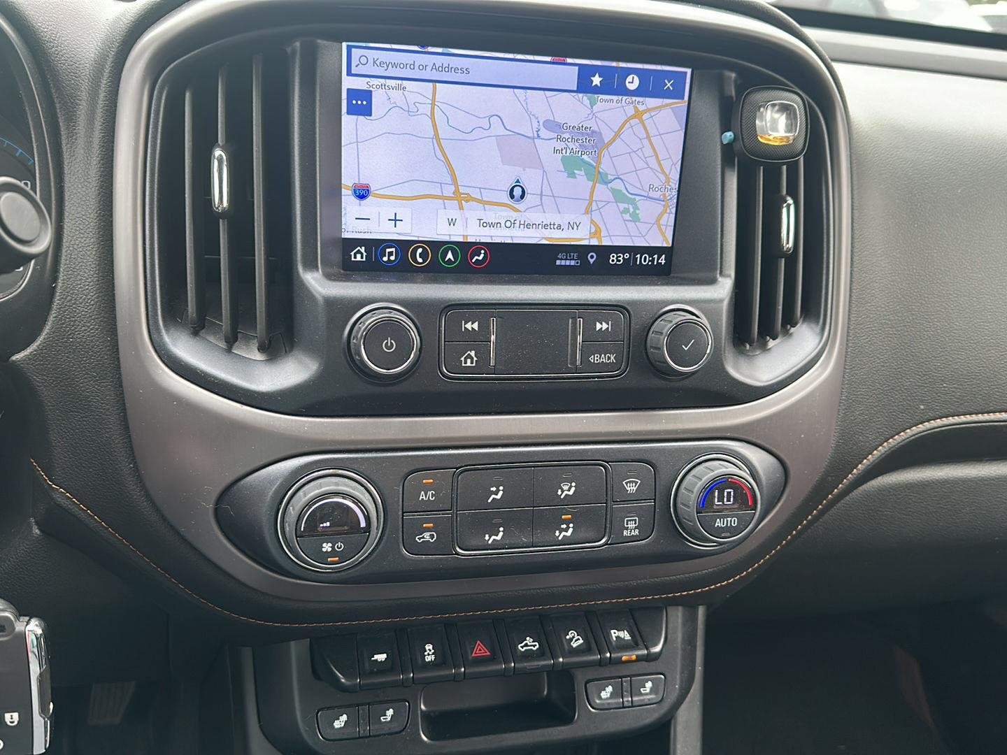Used 2022 Satin Steel Metallic GMC AT4 - Leather image 8