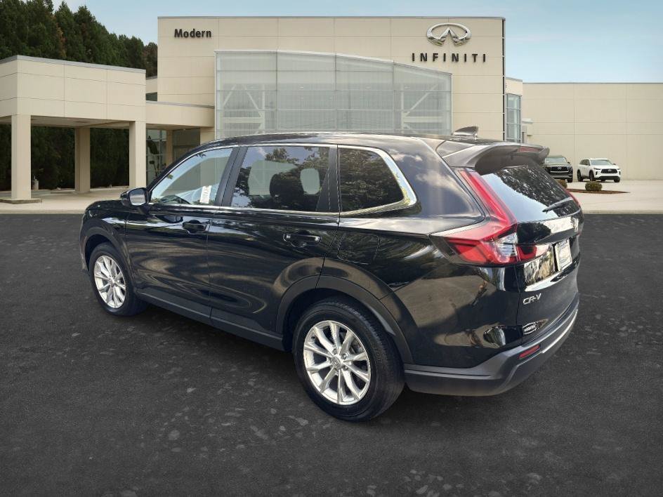 Used 2024 Crystal Black Pearl Honda EX image 6