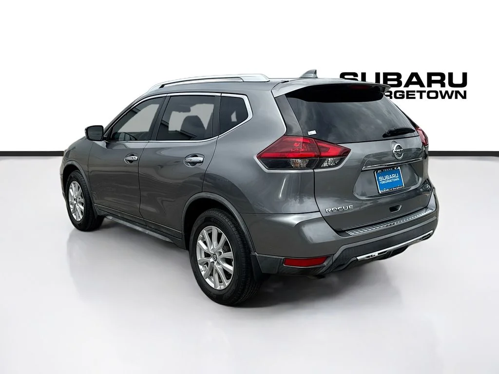 Used 2018 Gray Nissan SV image 6