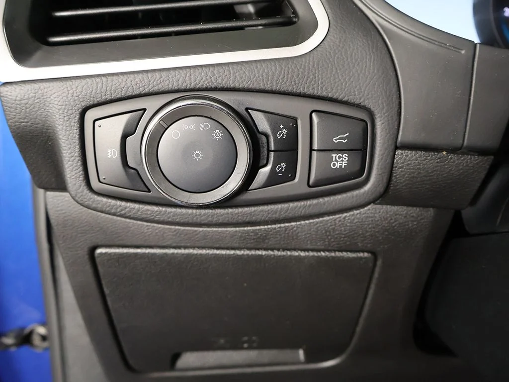 Used 2024 Blue Ford SEL image 33