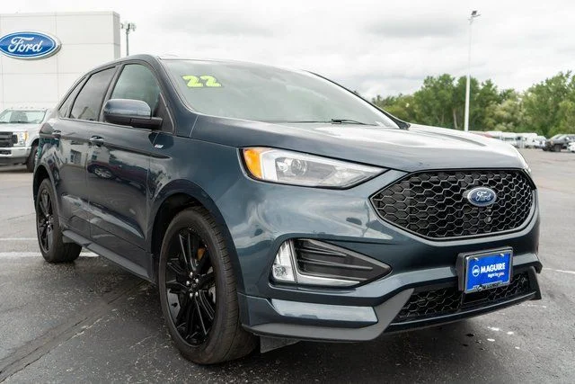 Used 2022 Blue Ford ST Line image 4