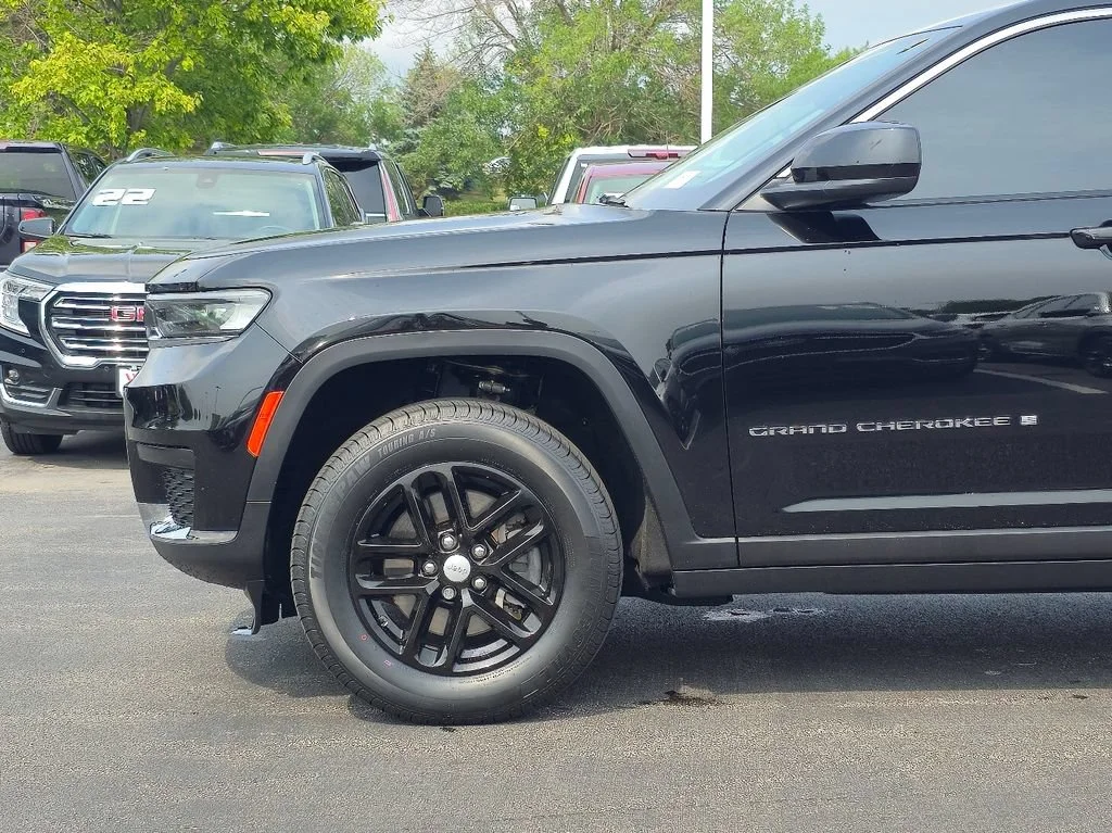 2022 Jeep Grand Cherokee L Laredo - Photo 30
