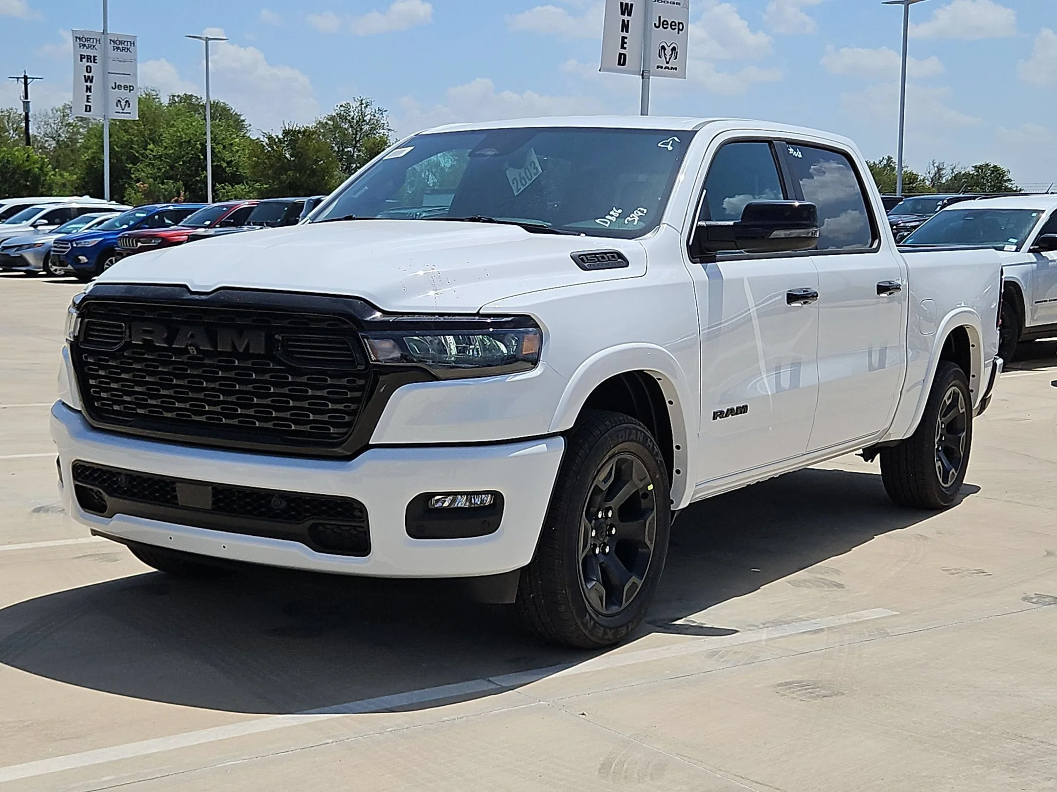 New 2027 Bright White Clearcoat RAM Big Horn/Lone Star image 7