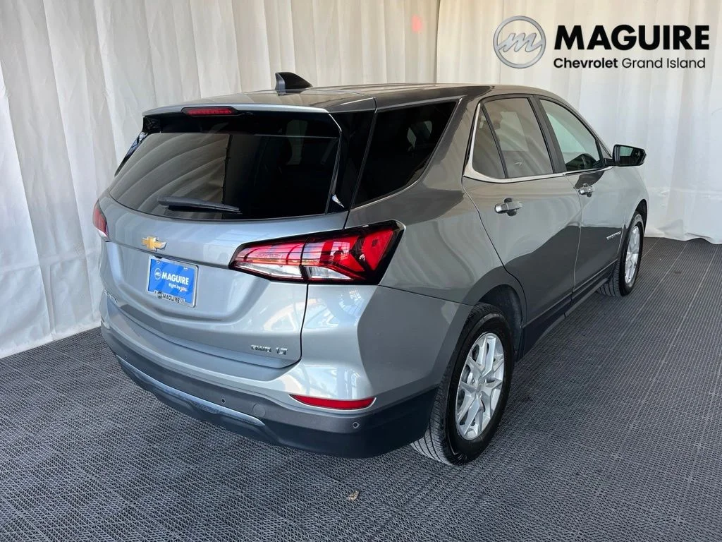 Used 2024 Gray Chevrolet LT image 27