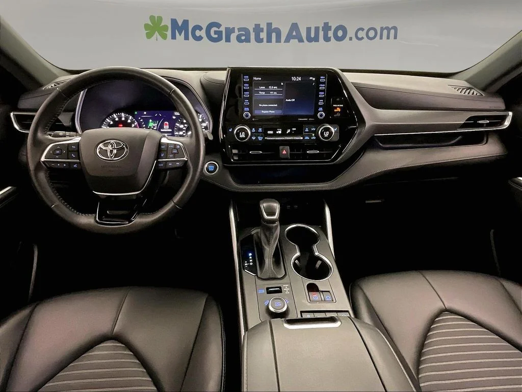 Used 2021 Silver Toyota XSE image 20