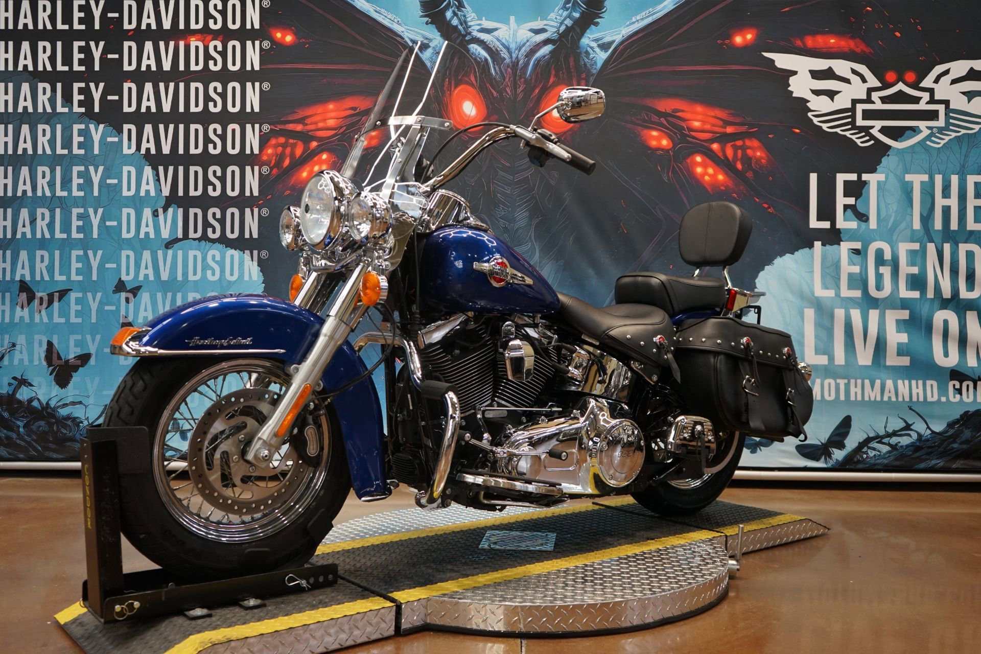 Used 2016 Superior Blue Harley-Davidson  image 4