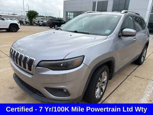 2019 Jeep Cherokee Latitude Plus's photo