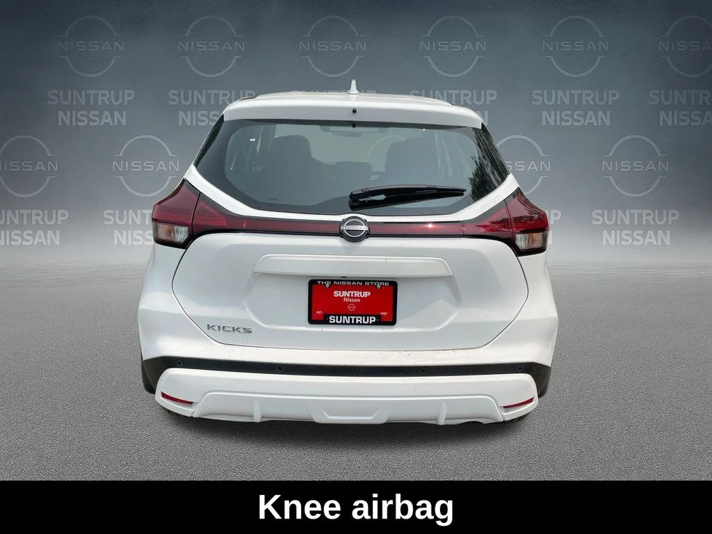 2025 Nissan KICKS PLAY Base - Photo 15