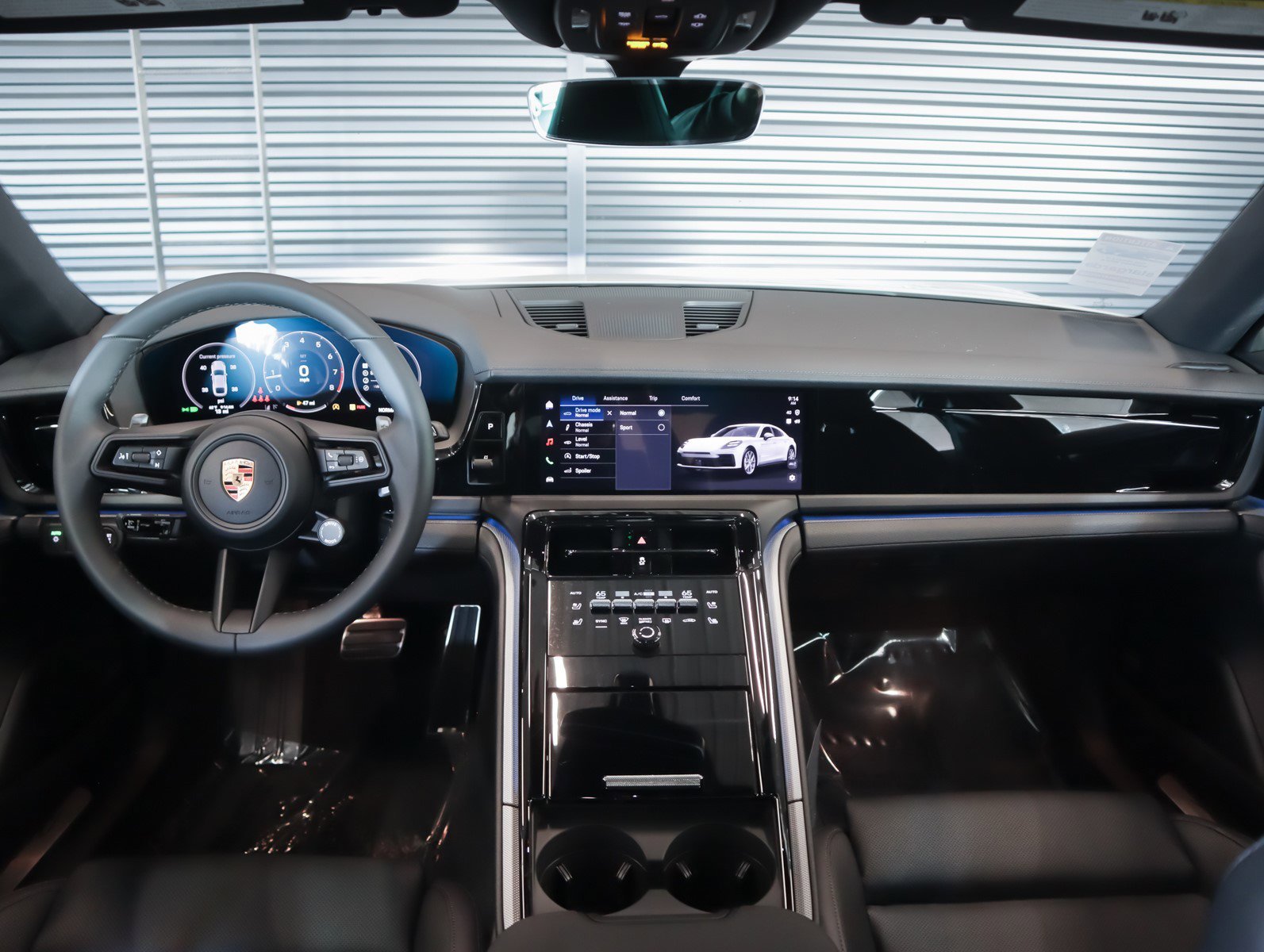 2026 Porsche Panamera Base - Photo 14