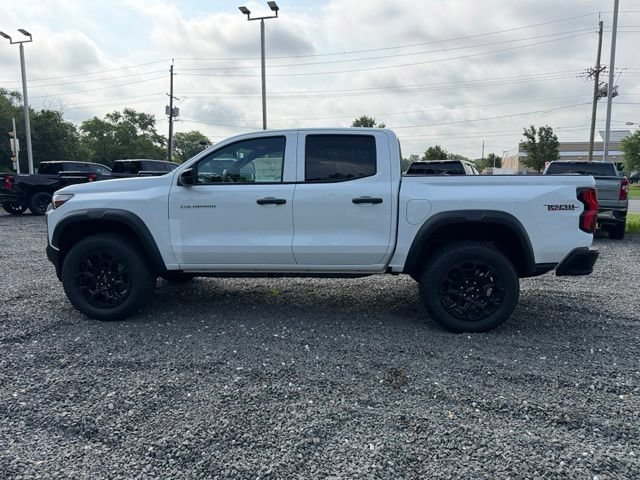 New 2026 Summit White Chevrolet Trail Boss image 4