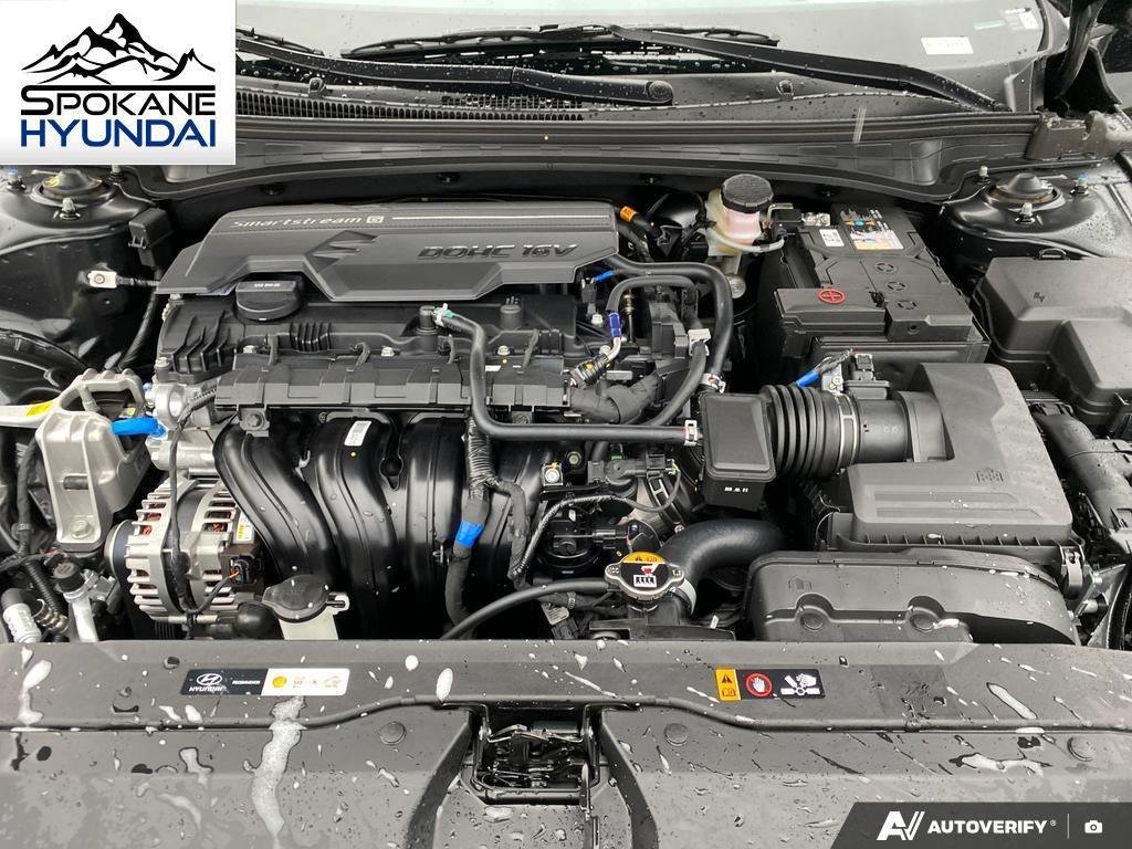New 2026 Abyss Black Hyundai SE image 14