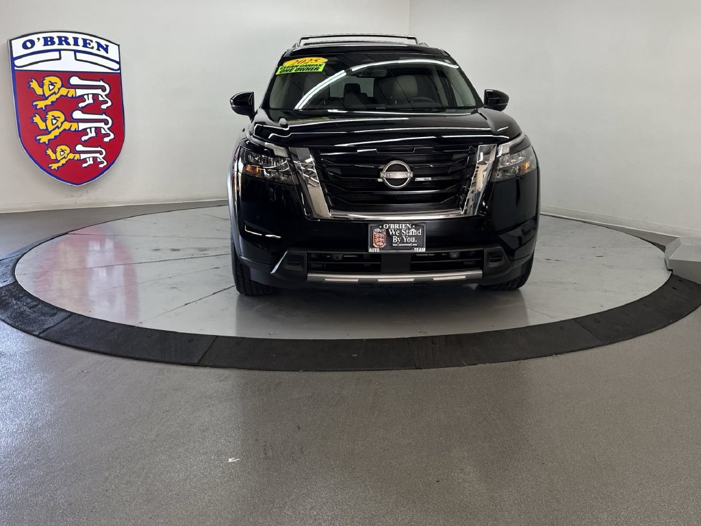 Used 2025 Super Black Nissan SL image 10