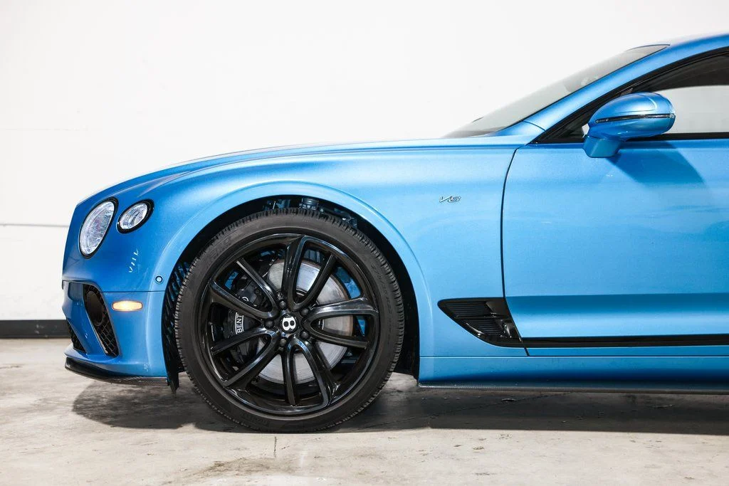 Used 2020 Blue Bentley V8 image 14