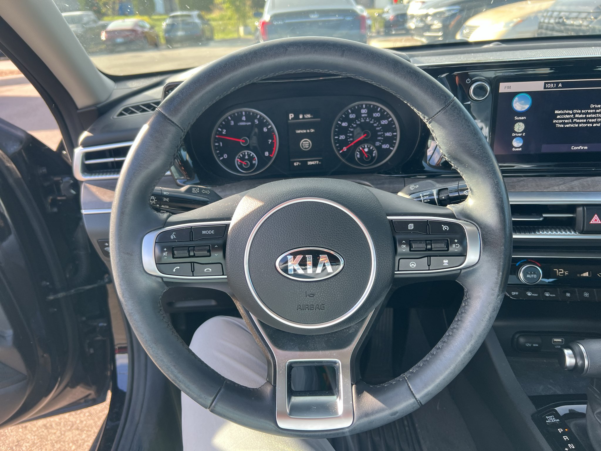 Used 2021 Ebony Black Kia EX image 11
