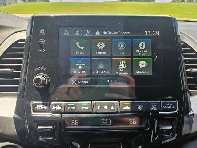 Used 2023  Honda Sport image 18