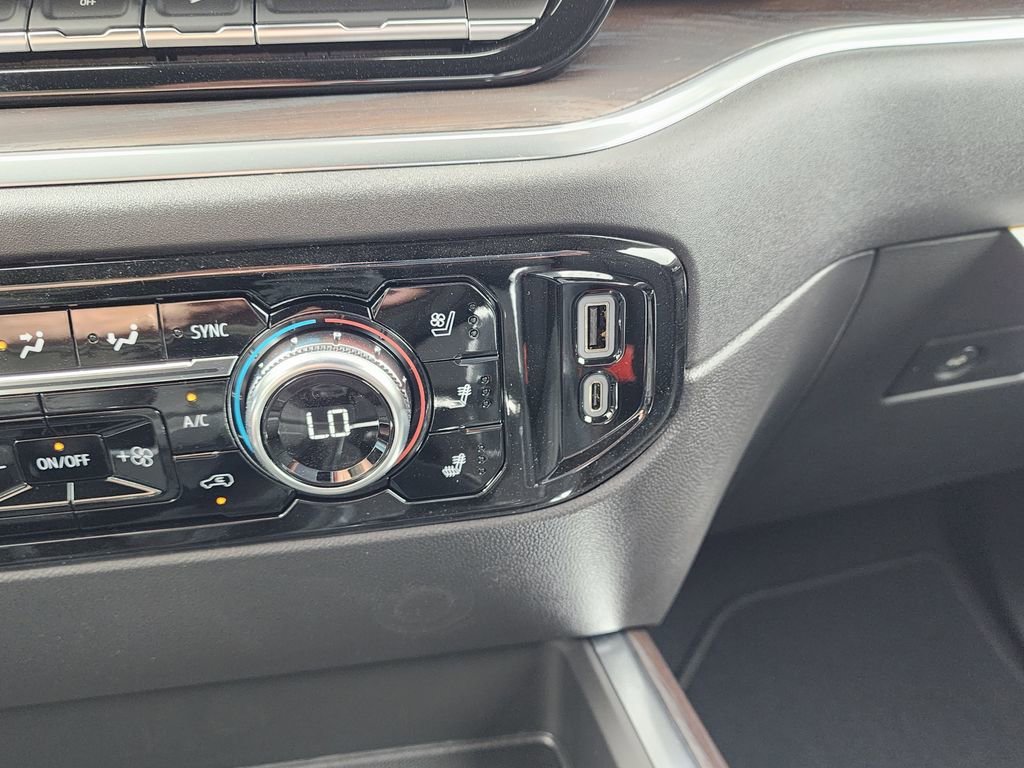 2026 GMC Sierra 1500 SLT - Photo 30