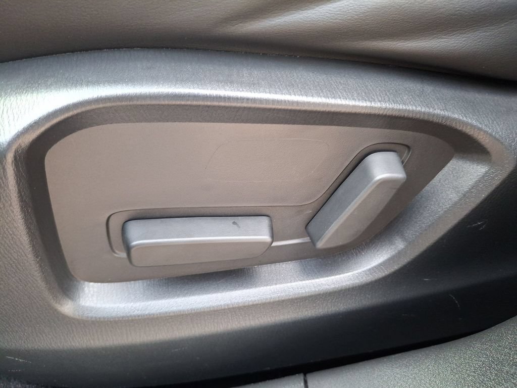 2025 Mazda CX-5 S Select Package - Photo 14