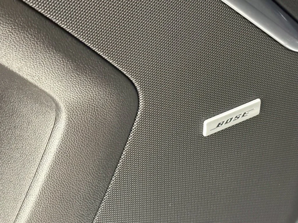 2026 Chevrolet Suburban High Country - Photo 34