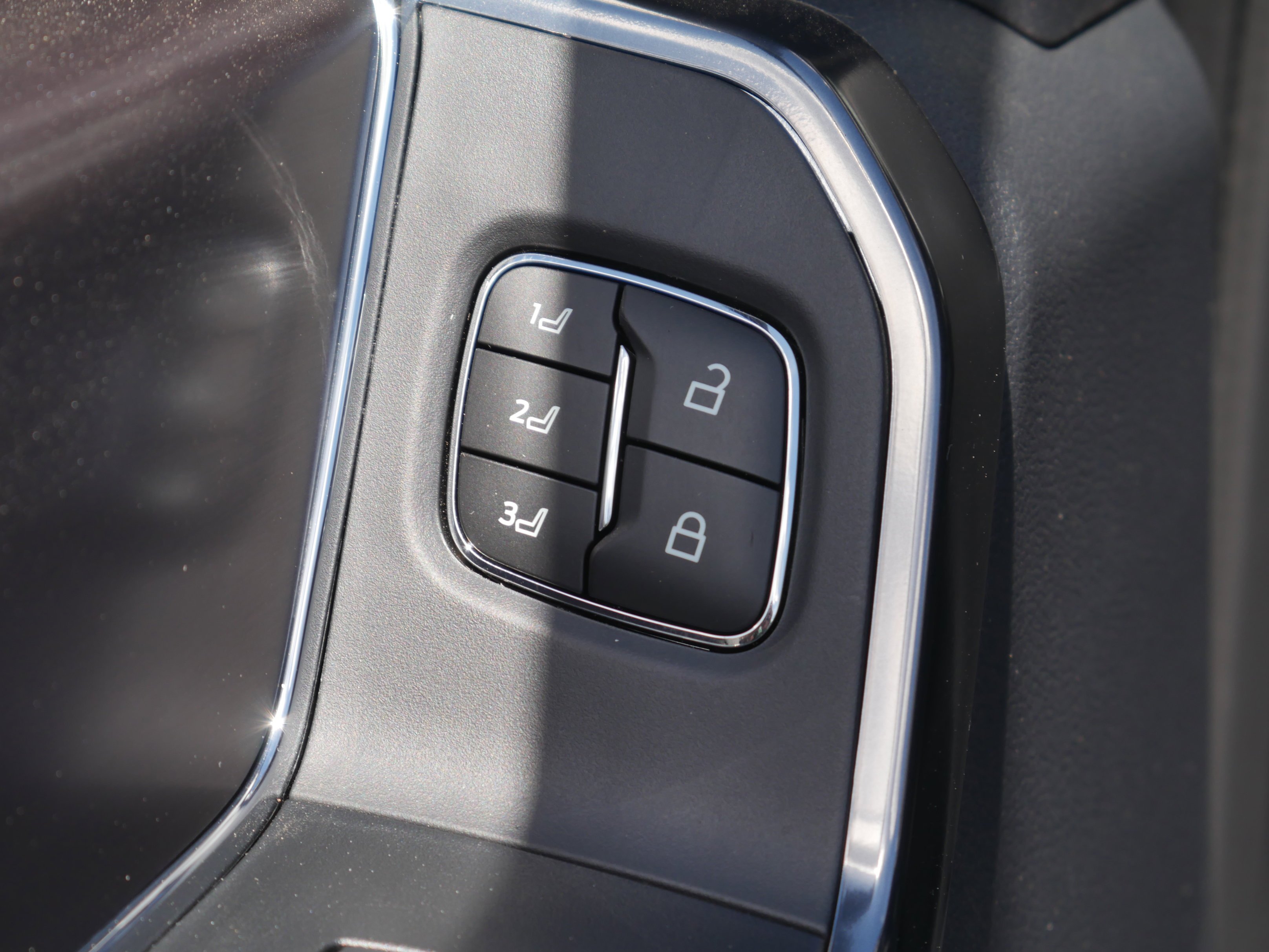 New 2026 Carbonized Gray Metallic Ford F-350® Platinum® image 44