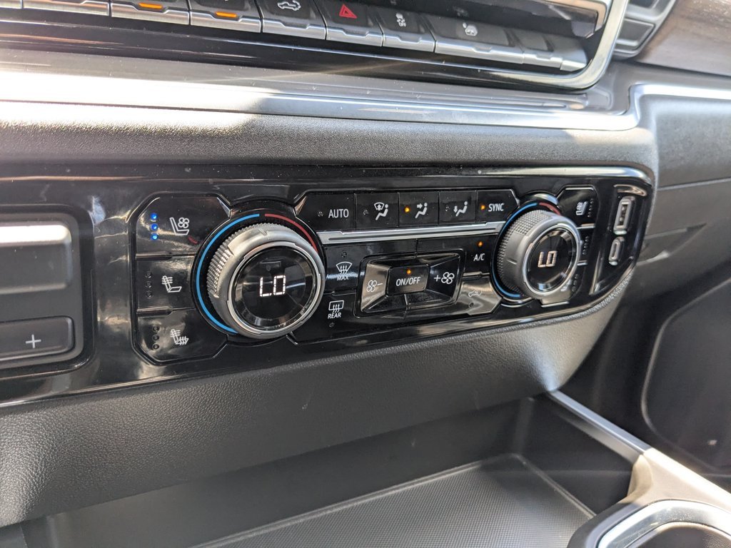 Used 2023 Iridescent Pearl Tricoat Chevrolet High Country image 19