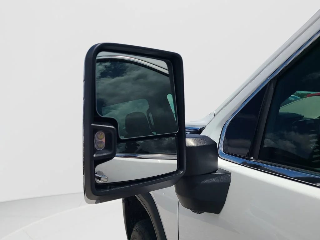 New 2026 Summit White GMC SLT image 26