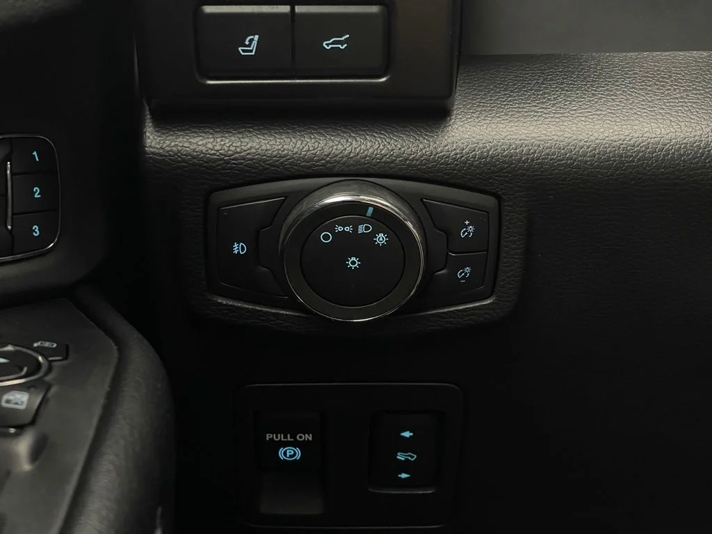 Used 2020 Black Ford Limited image 26