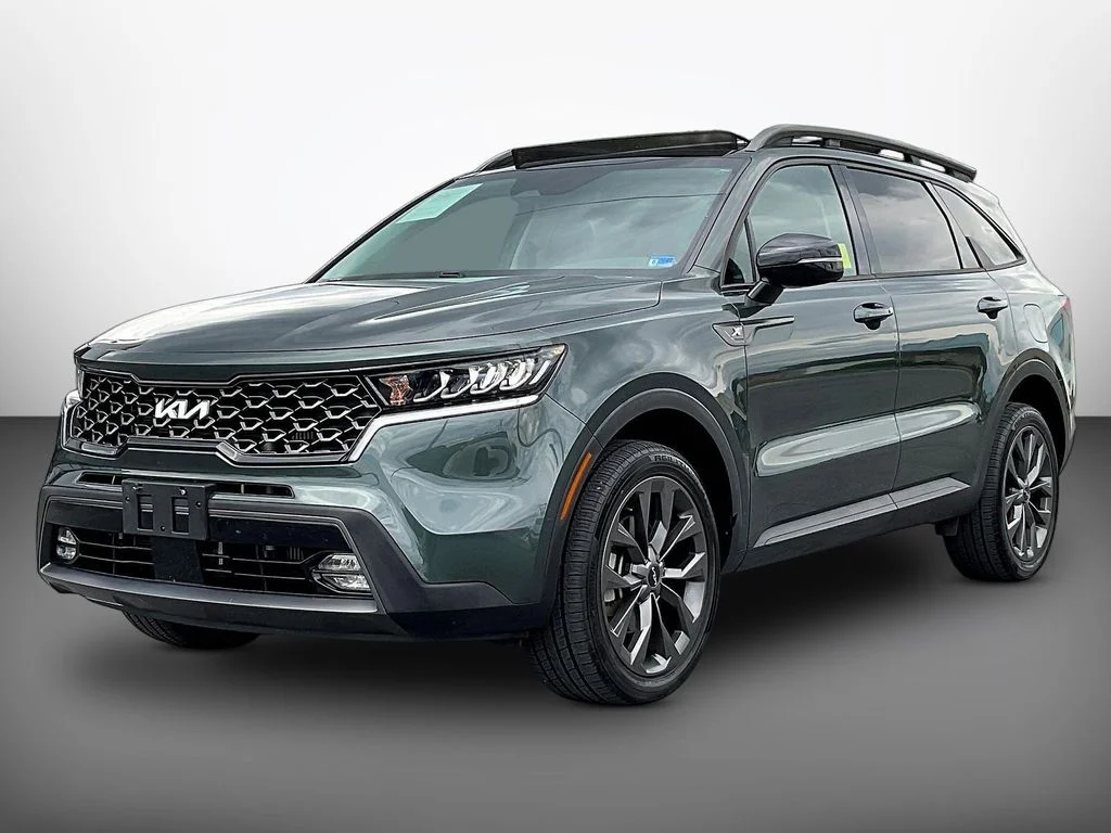 Used 2023 Green Kia X-Line EX image 3