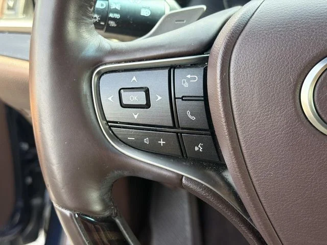 Used 2021  Lexus 350 image 12