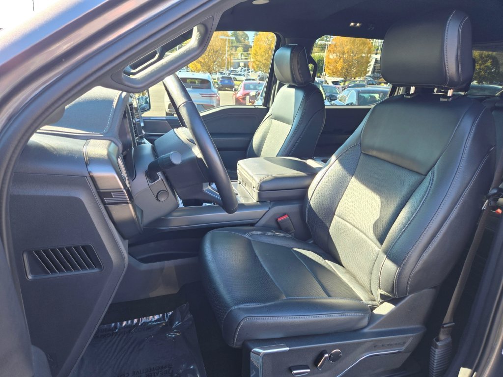 Used 2024 Gray Metallic Ford Lariat image 23