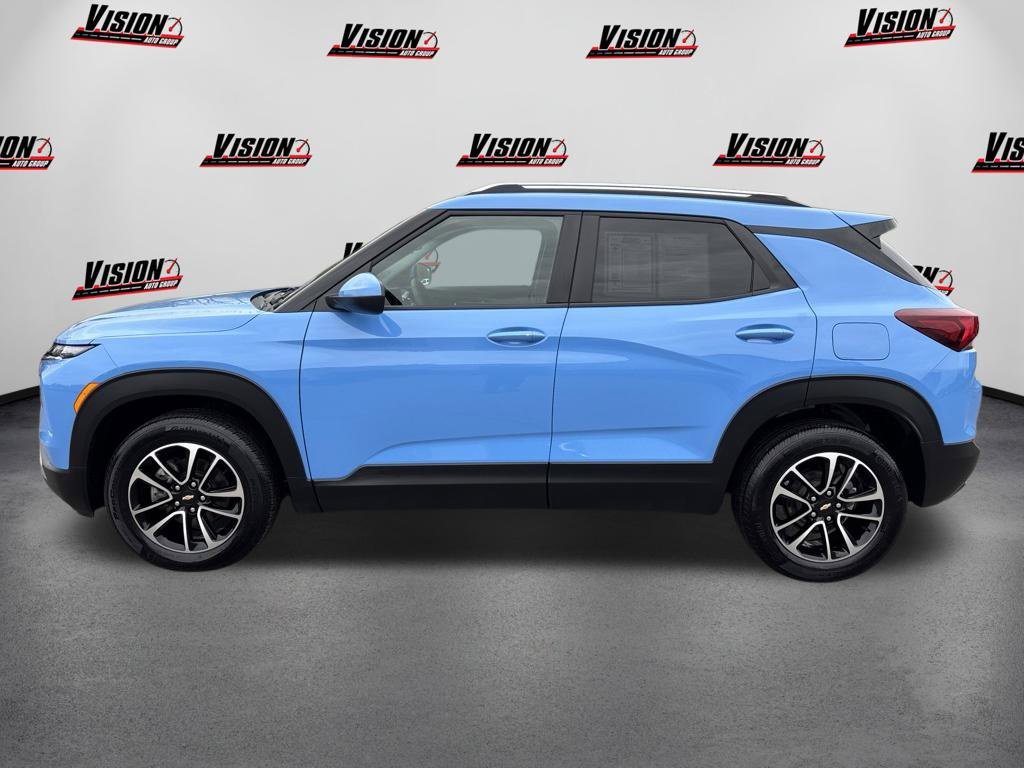 Used 2024 Blue Chevrolet LT image 9