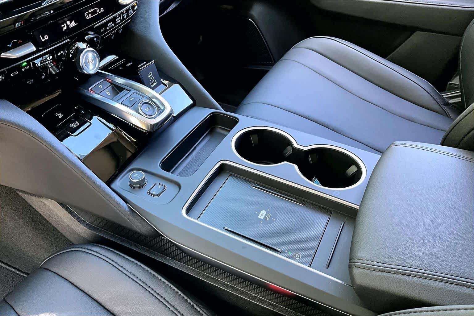 Used 2026 Liquid Carbon Metallic Acura  image 36