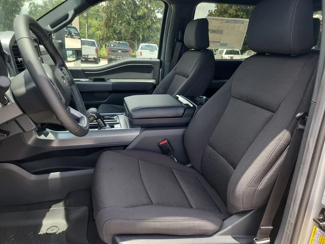 New 2026 Silver Metallic Ford XLT image 19