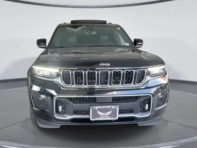 Certified Used 2023 Black Jeep Overland image 3