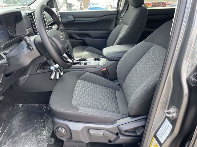 New 2026 Carbonized Gray Metallic Ford XLT image 7