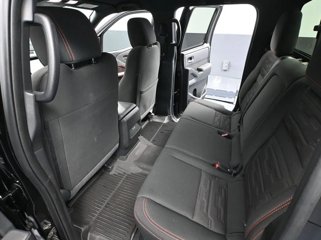 Used 2023 Black Nissan PRO-4X image 35