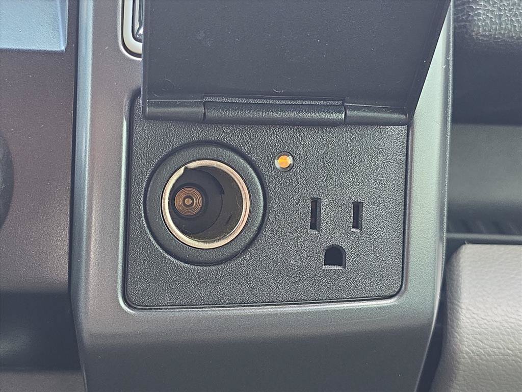 Used 2019 Magnetic Ford XLT image 27