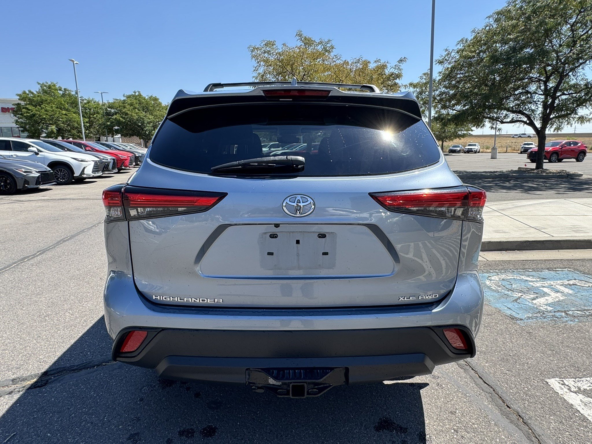 Used 2021 Moon Dust Toyota XLE image 4