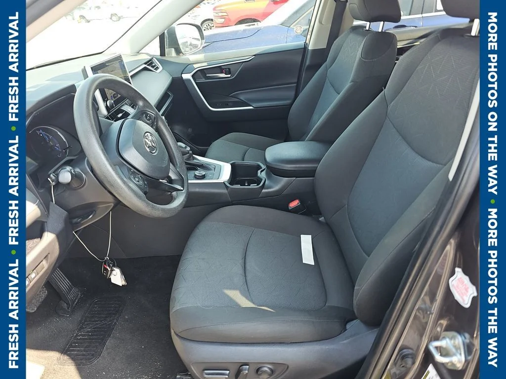 Used 2025 Gray Toyota XLE image 6